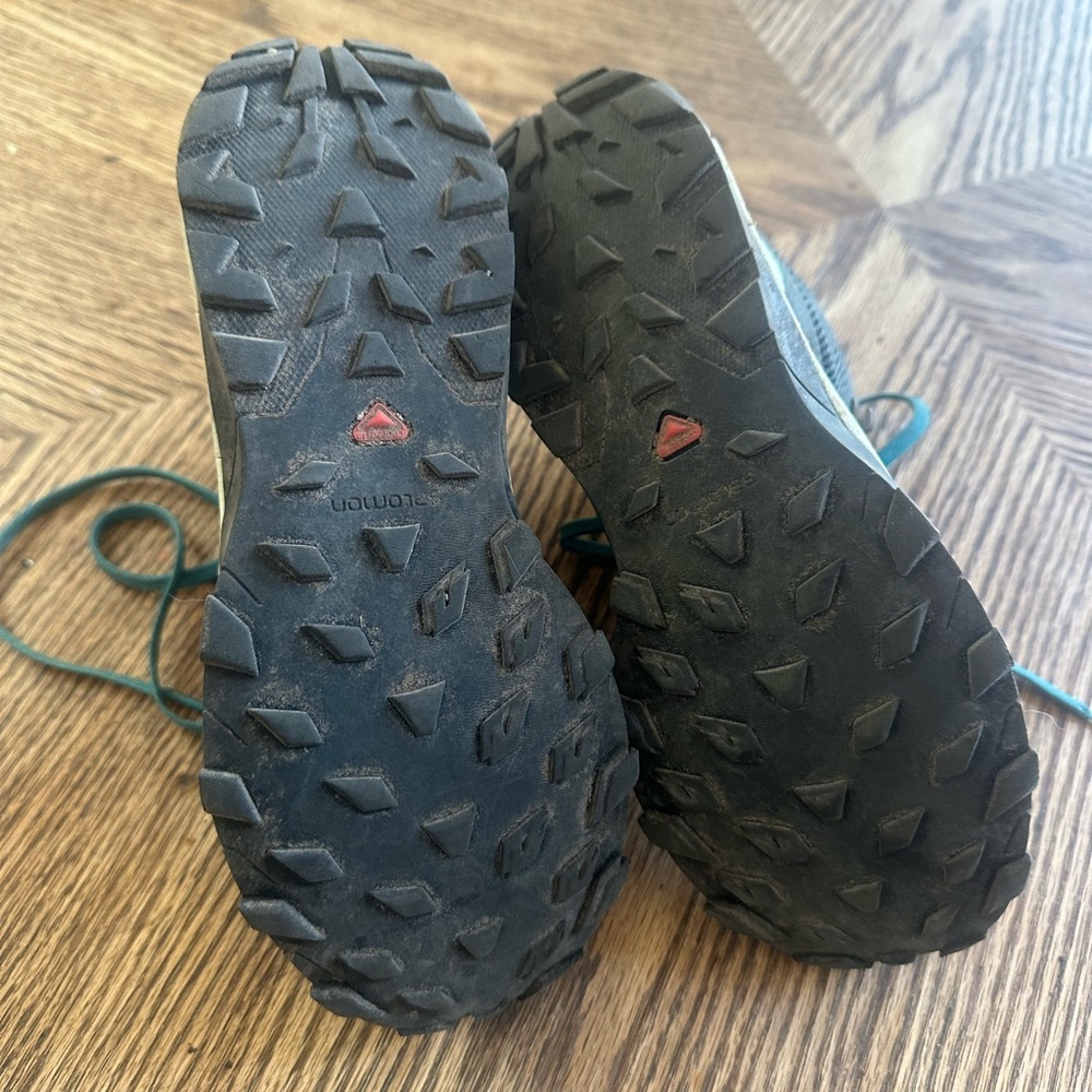 Salomon Outline Mid GTX hiking boot - Picture 3 of 3